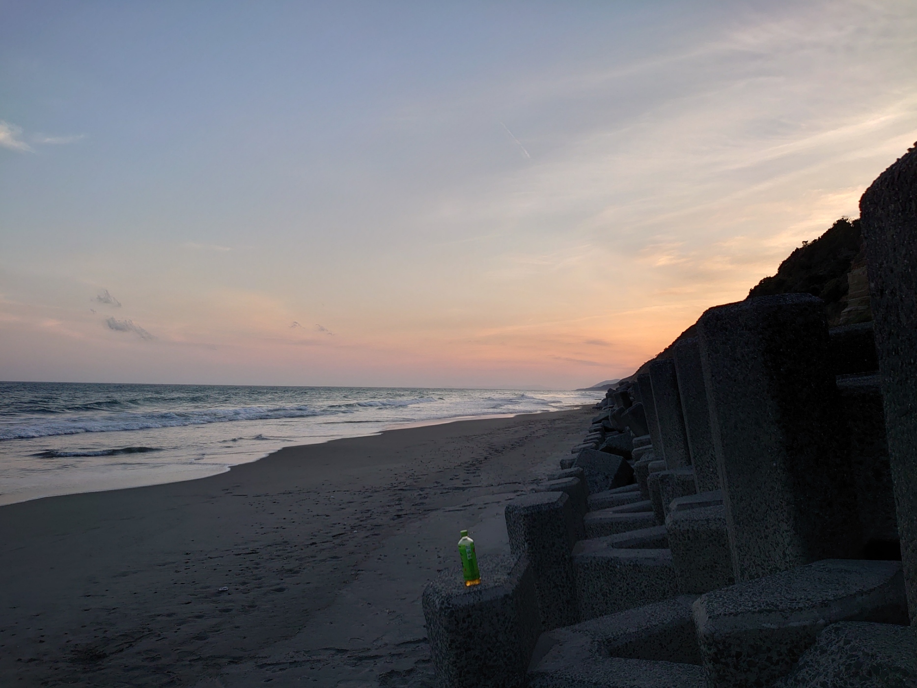夕暮れの田原サーフ
